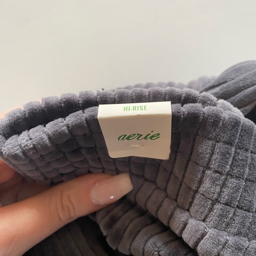 Aerie high rise gray corduroy flared pants - Picture 4 of 4